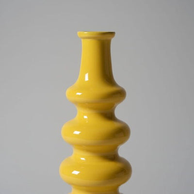 Vaas Luma – sculpturale designer vaas Geel