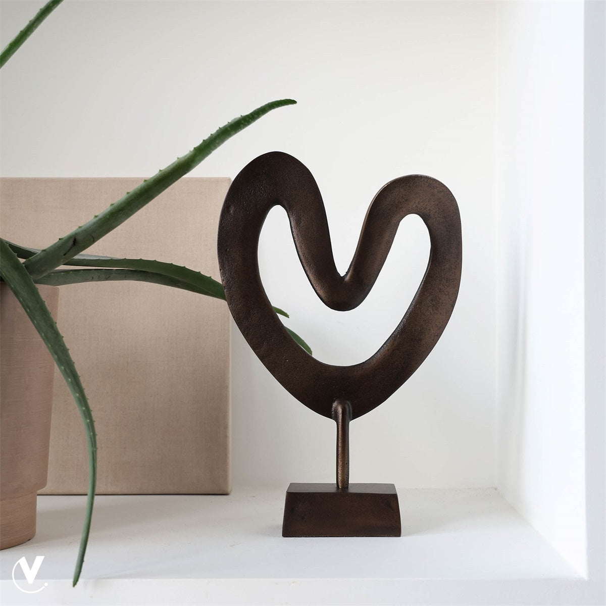 Deco Casa nova bronze L26 x B7 x H37 cm (Bronze L26 x B7 x H37 cm)
